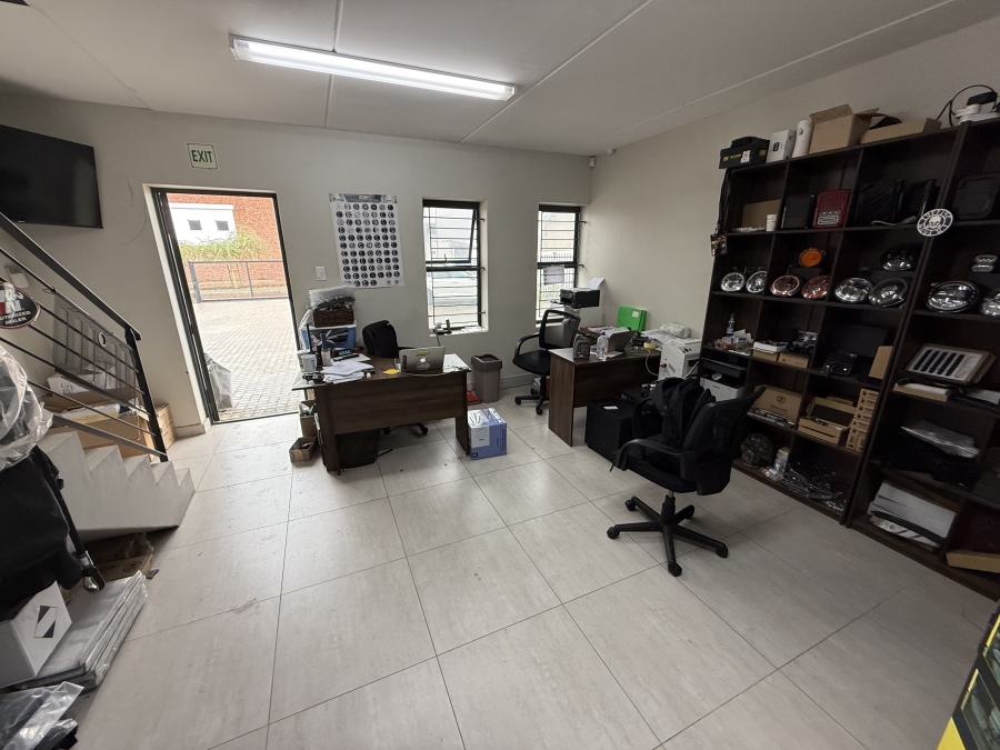 To Let commercial Property for Rent in Rivergate Western Cape